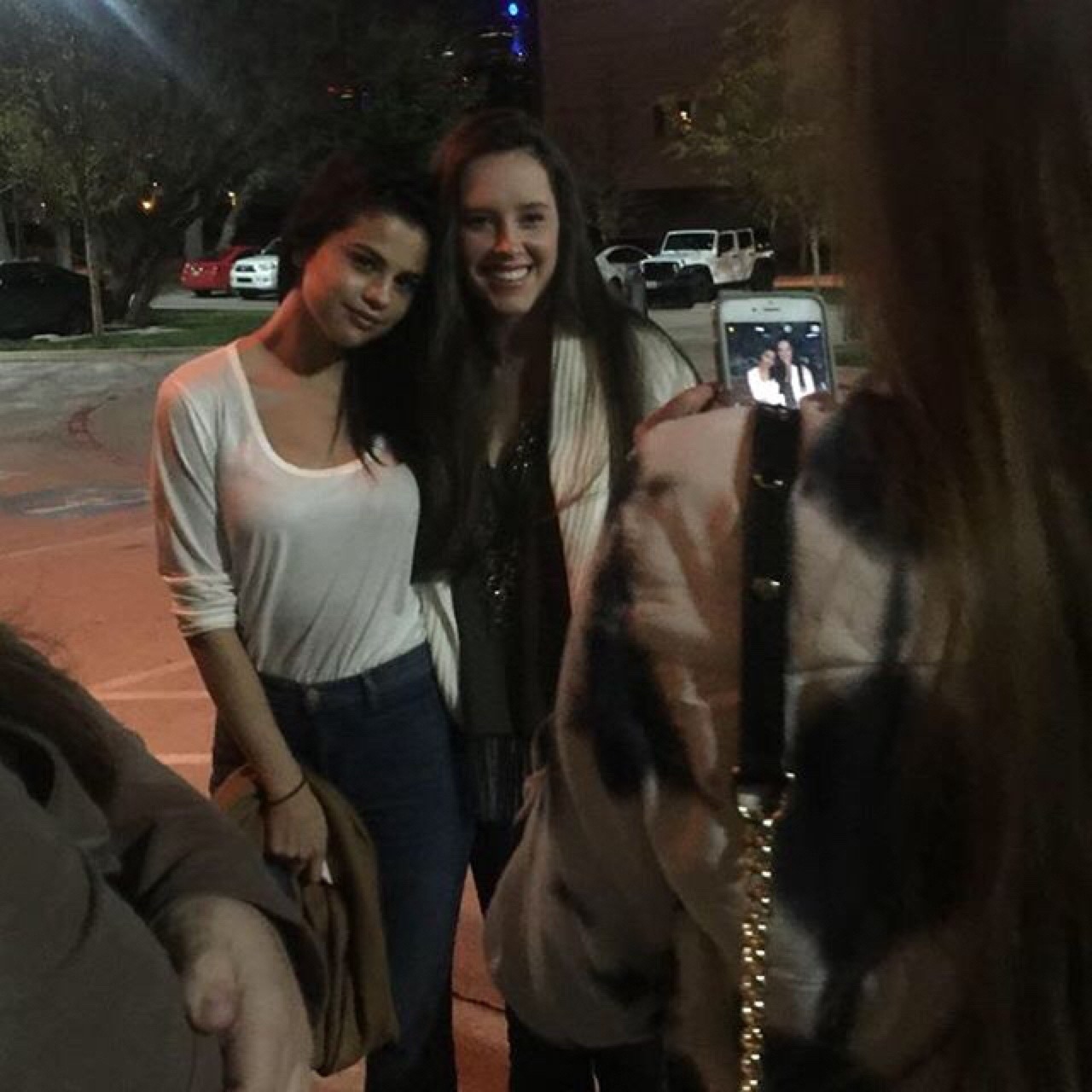 @btus_biggest_fann: When you run into Selena Gomez in Dallas 😳😳😳 #WTF #OMG #SelenaGomez #HellsBells #HolidaysWithBells #Dallas