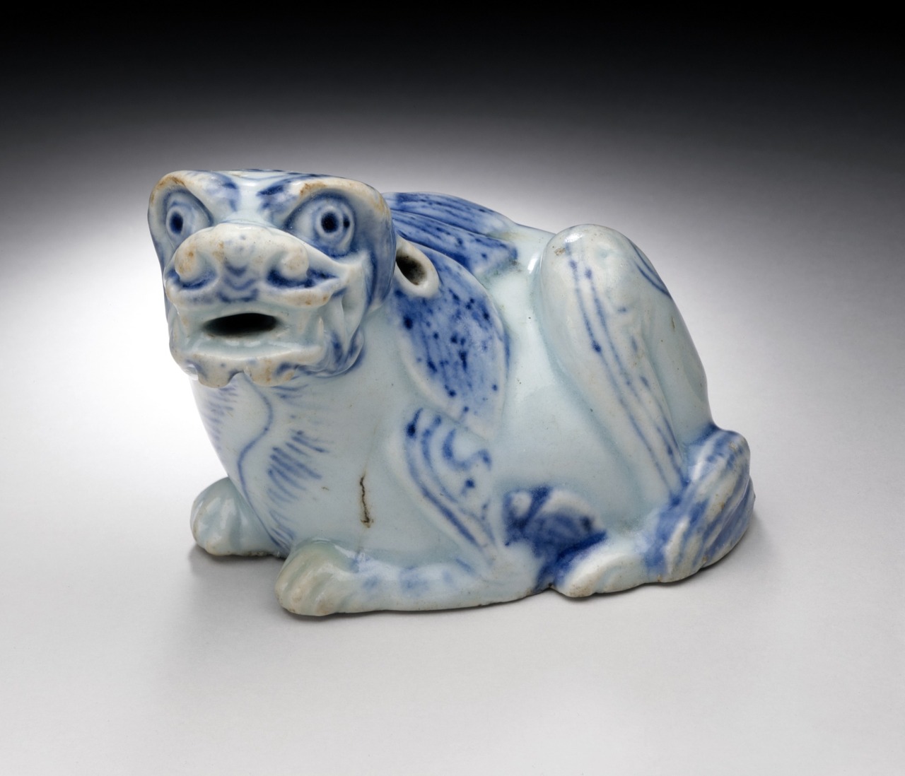 Water Dropper in the Form of a LionJoseon dynasty19th centuryFrom the LA County Museum of Art.