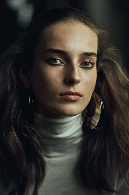 thebeautymodel:Julia Bergshoeff by Lachlan Bailey for WSJ... - Daily Ladies
