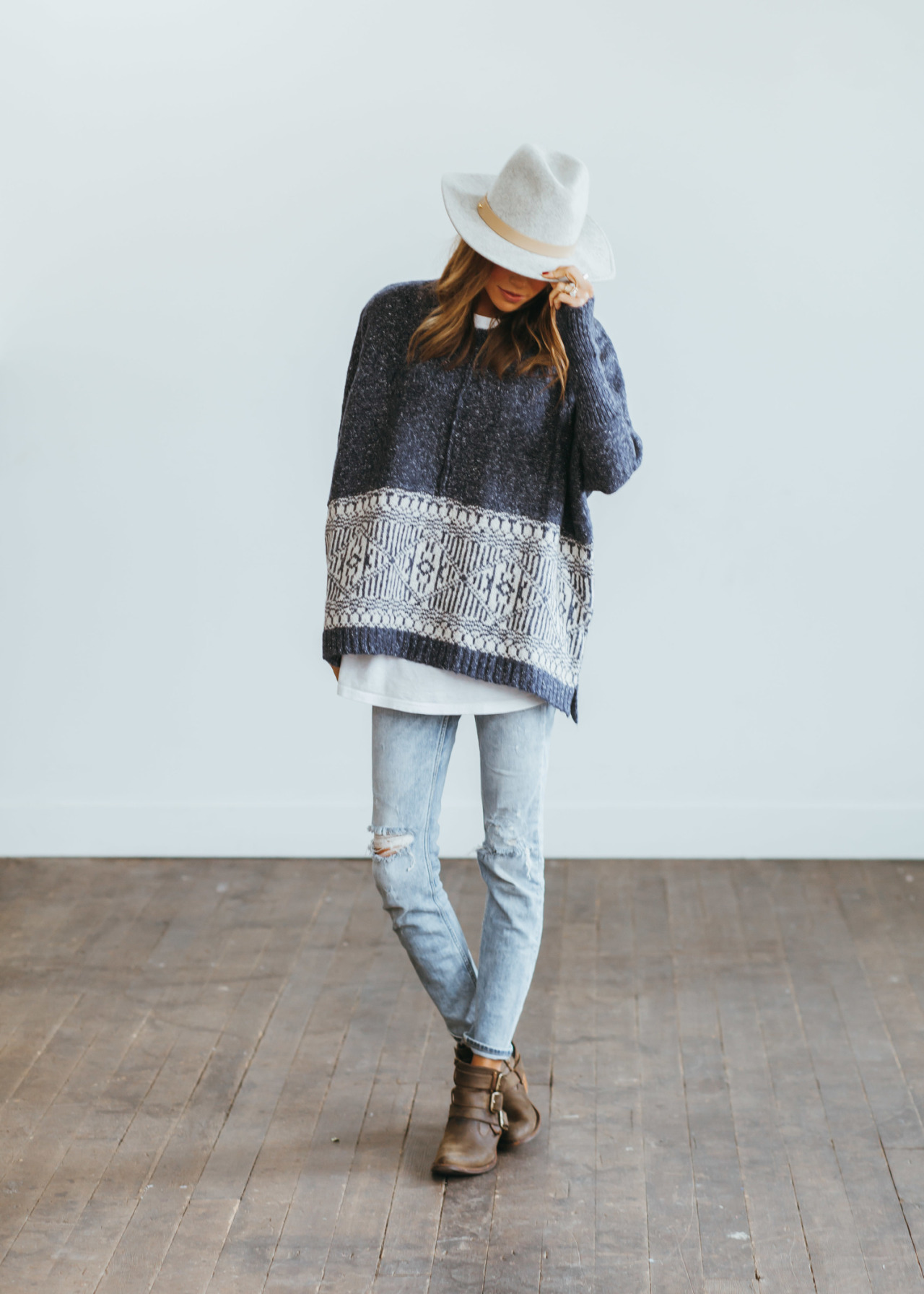 crushculdesac:

❖ I am desperately sorry that this sweater is sold out, but this is an inspiration board… I have to make this! || Desperado Sweater || Clad &amp; Cloth ❖
