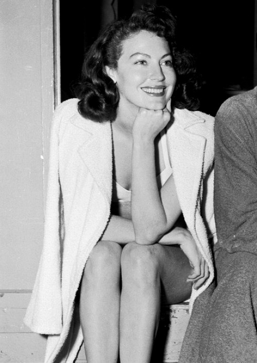 

“Ava didn’t have to wear makeup. She had naturally beautiful skin, and great color to her lips. She dressed very casually…And there was no one who could touch that posture, the way she walked and presented herself. She was a sexy woman without trying. All she had to do was walk into the room.”- Arlene Dahl

