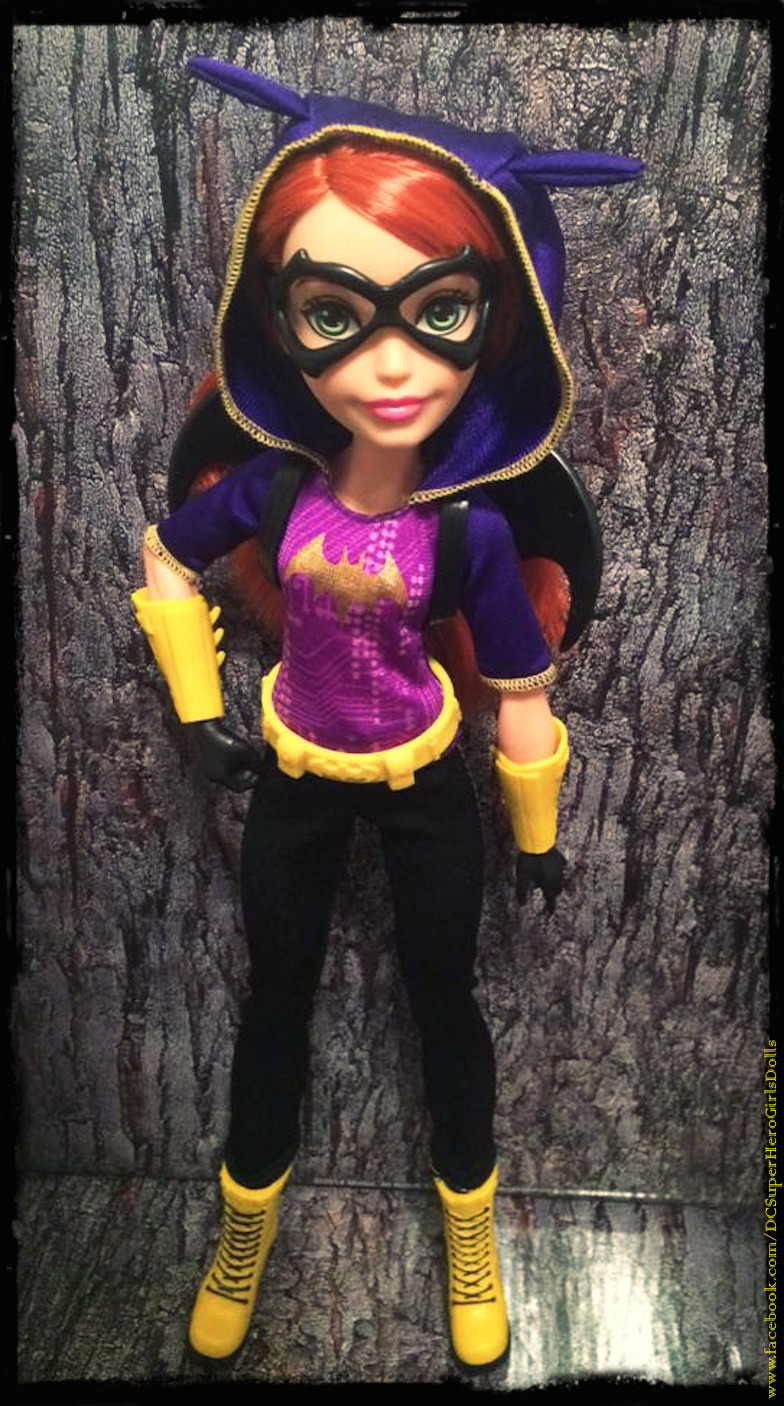 DC Super Hero Girls&rsquo; Batgirl™!Learn about her: Batgirl is a tech genius and an amazing detective. Even though she doesn&rsquo;t have super powers in the traditional sense, Batgirl is an amazing problem solver that never gives up. She always pushes the limits beyond what everyone expects of her.Super Powers: Computer Genius, Expert Martial Artist, Photographic Memory, Legendary Detective Skills.