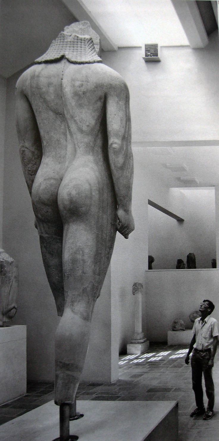 static-people:

Statue de Kouros

