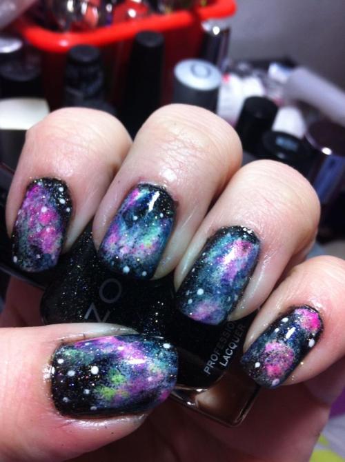 fldira: Galaxy Nails by *coleymonkey on deviantART on We Heart... prom dress December 27, 2014 at 06:08PM