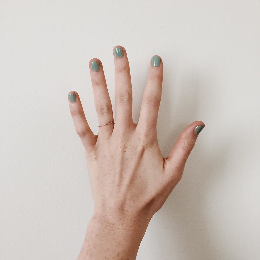 &ldquo;Forgot to wear green today, but my nails had my back! Shoutouts to @jakof3ts for the nail polish and @erinabrosey for painting my right hand. #bf4lyfe #stpatricksday #vsco #vscocam #vscogood&rdquo; by @jillianannette on Instagram http://ift.tt/1MqaXB1