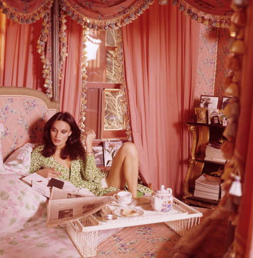 vintagefashionandbeauty:Diane von Furstenberg in Vogue, July... - Daily Ladies