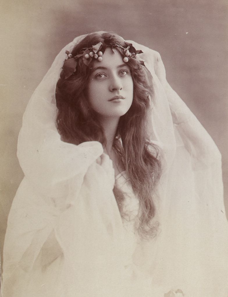 antique-royals:

Maud Fealy
