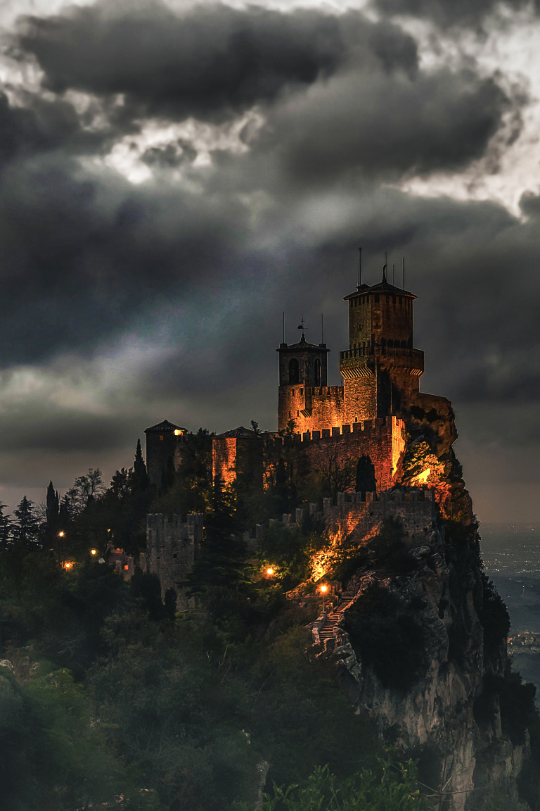 stayfr-sh:

San Marino