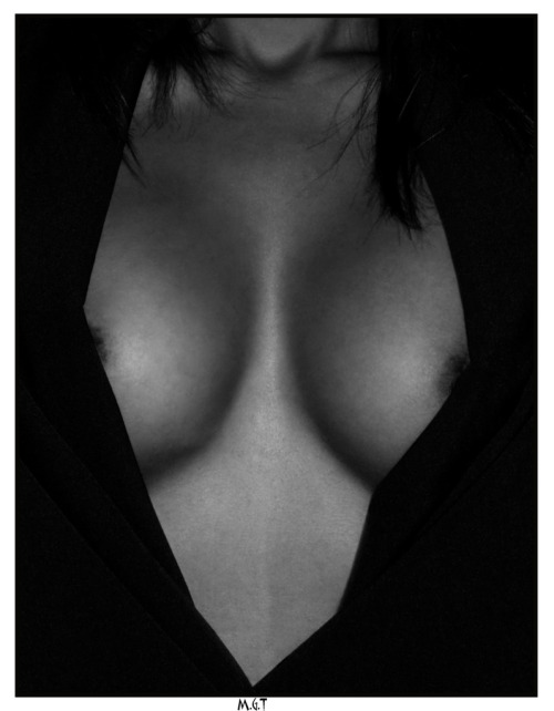 curvebabes:hisaemi:sensuality (by mario_denmark)curvebabes - Bonjour Mesdames