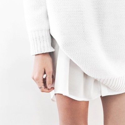 fausses-apparences:

Message me if you have a fashion blog!! Need more blogs to follow xx
