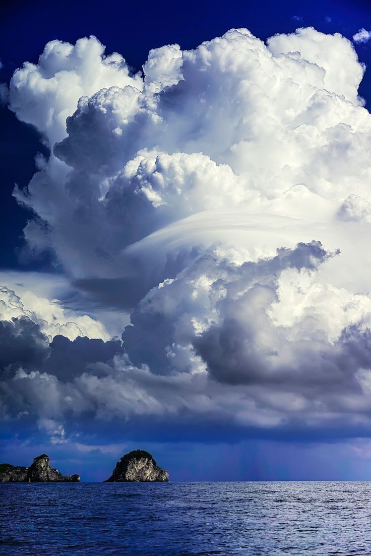 Magnificent cloud on the mediterranean , near the Amalfi, Italy by Haiwei Hu