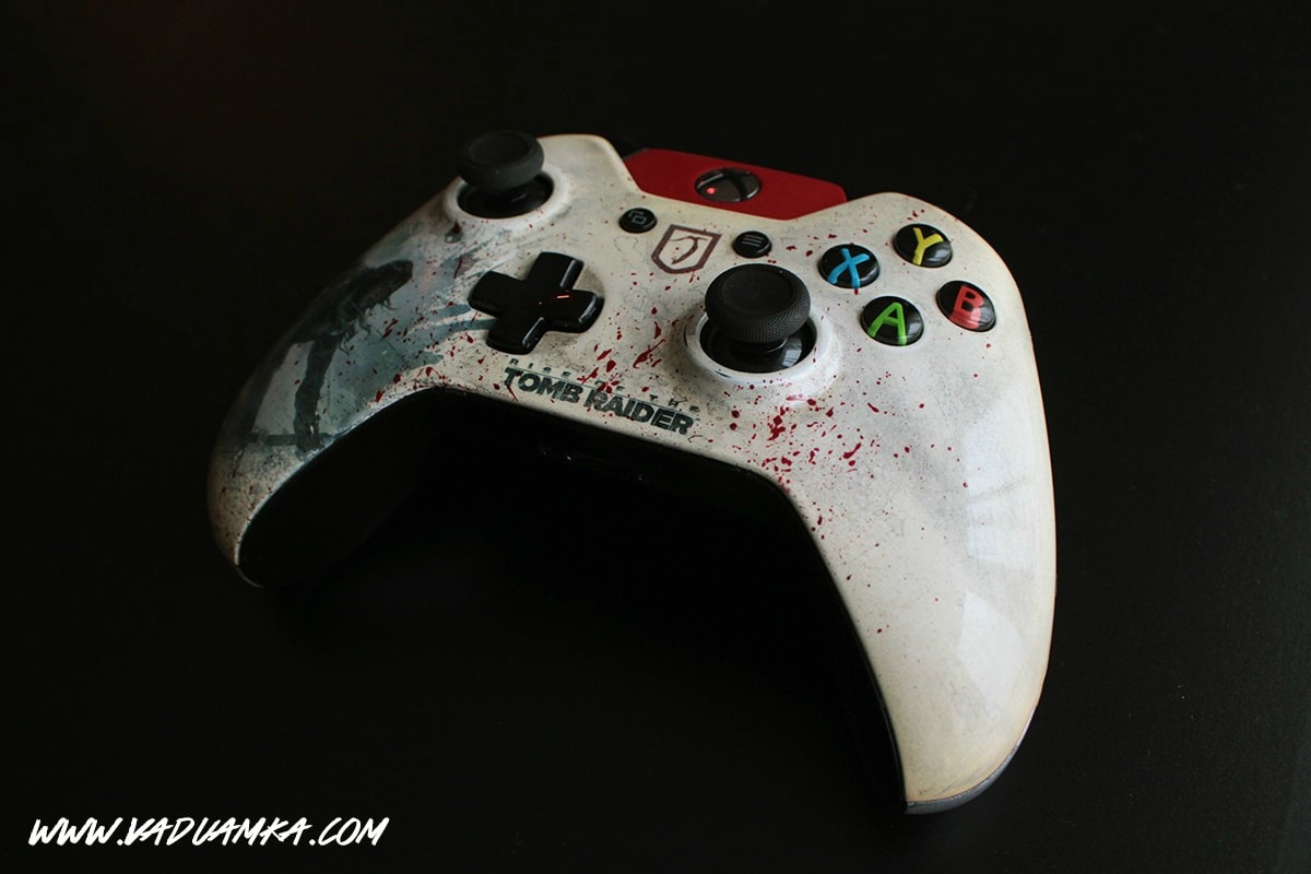 Rise of the Tomb Raider: Custom Xbox One Controller by Vadu Amka