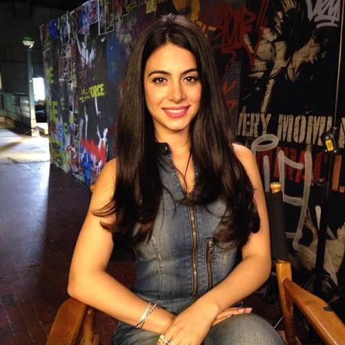 jimhalterman: “Isabelle is a bad ass and me thinks @emeraudetoubia is, too! So fun talking about @shadowhunterstv with her!”