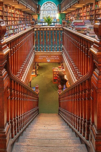 ebookfriendly:

St. Marylebone Library in London, England http://ebks.to/10GDMXo