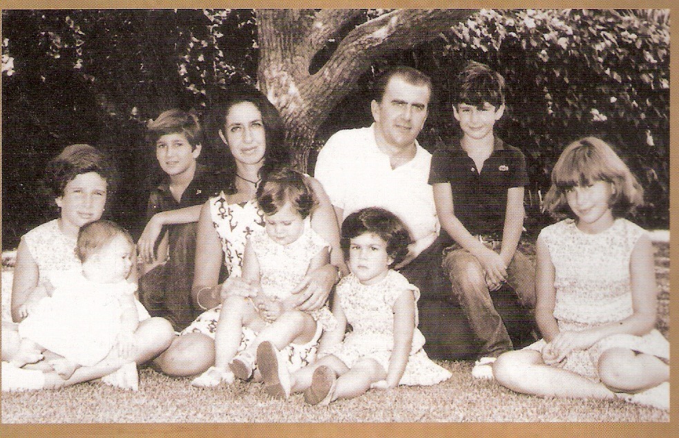 Carlos Sacheri era un filósofo católico. Fue asesinado el 22-12-74 por el
 ERP 22 de agosto. Era padre de 7 hijos.