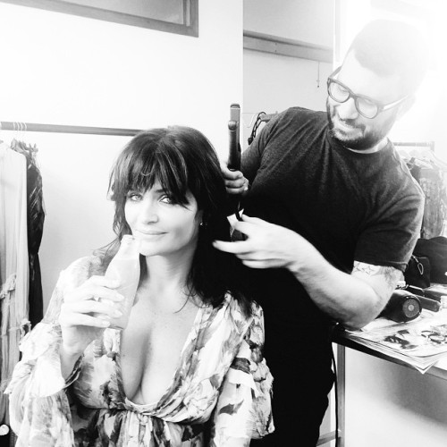 hellyeahhelena:

Behind the scenes of Red Magazine shoot, 2015
