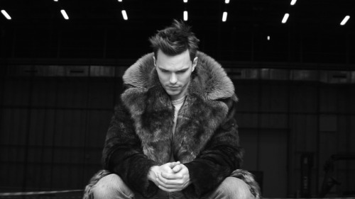 moriphoto:

shoot with Nicholas Hoult

More please!