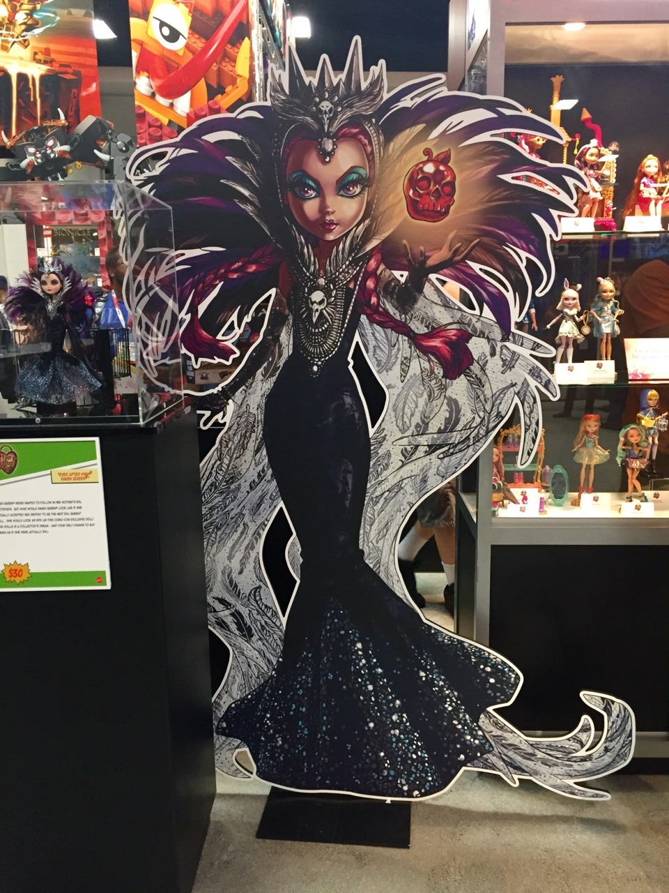 kataramov:

It didn’t quite occur to me in my excitement that Tumblr people would appreciate this as much as Instagram would. So here’s the big cutout of Raven, featuring artwork by Lauren Montgomery, which is also on the back of her box!