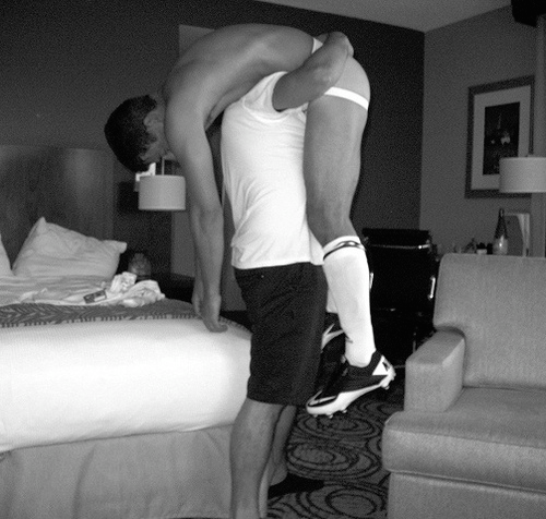 bromofratguy:

Will carry my bottom like this