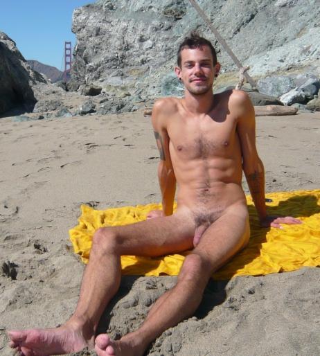 softissexy:

North Baker Beach, San Francisco




feel free&hellip;be nude

