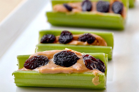 http://beautifulpicturesofhealthyfood.tumblr.com/post/37768831159/ants-on-a-log-ingredients-2-medium-celery