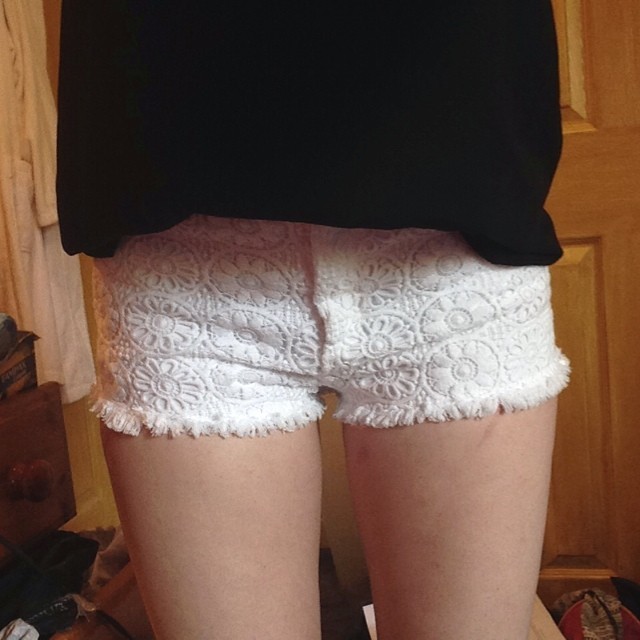 Got some cute white shorts :3 :&rsquo;) #shorts #white #summer #pale #girl #skin #legs #flowers #pretty #me