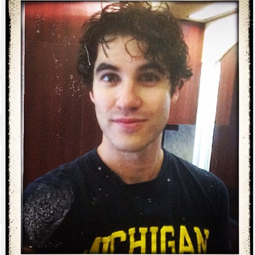 darrencriss: Sweaty and reppin @umich after my first dance rehearsal of our final season of #glee #GleeSeason6