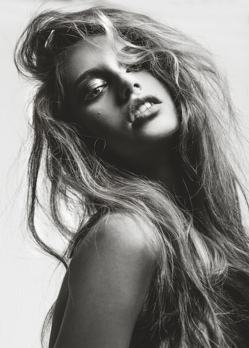 lucaspassmore:

Yulia @ LA Models
shot by Lucas Passmore