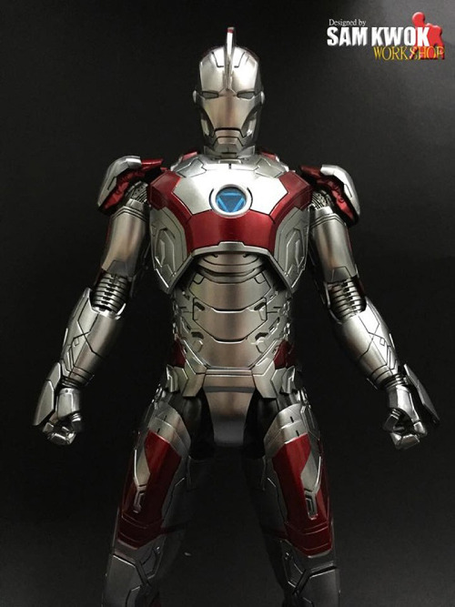 Awesome Iron Man / Ultraman