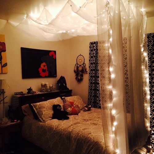My bed is better than yours ðŸ˜‰ #bed #comfy #diy #canopy #lights