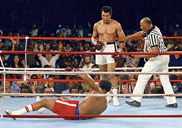 Ali knocks out Foreman, Kinshasa, Zaire, 1974&#10;via http://garrand.typepad.com/.a/6a00d83453cbf269e20120a63d4832970b-800wi