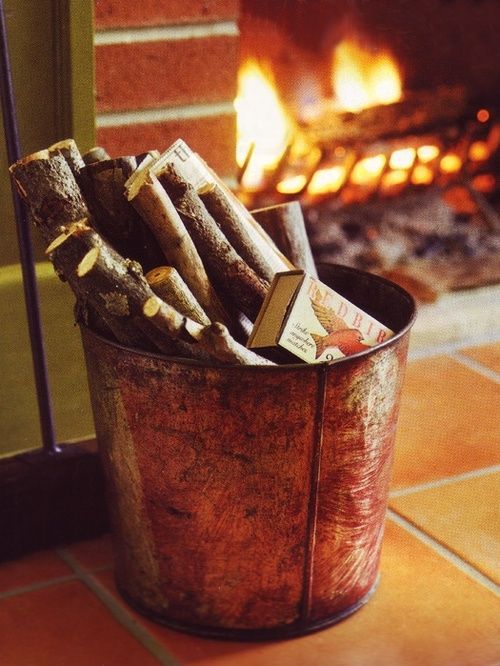 autumn-bits-and-pieces:

A bucket of warmth ( source unknown)
