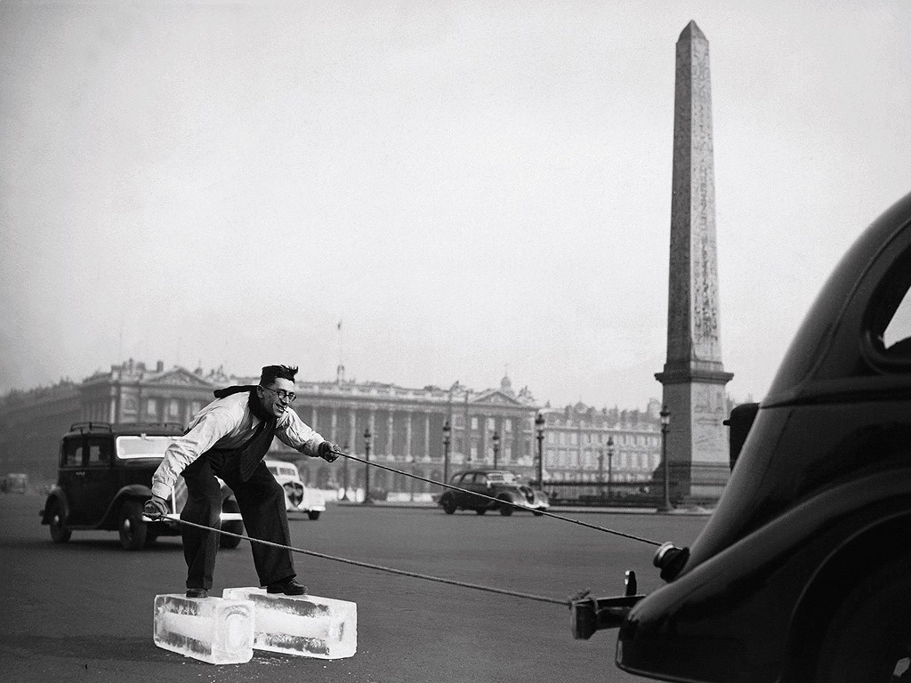 1bohemian:

Place de la Concorde Paris c.1940 - Atomic Samba.
