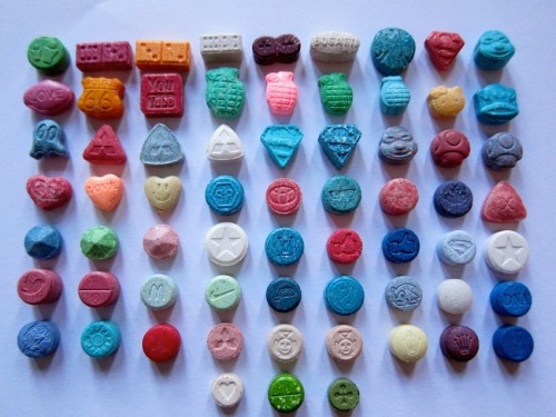 party drugs drug pills e emma ecstasy tablets Molly mdma pill xtc ...