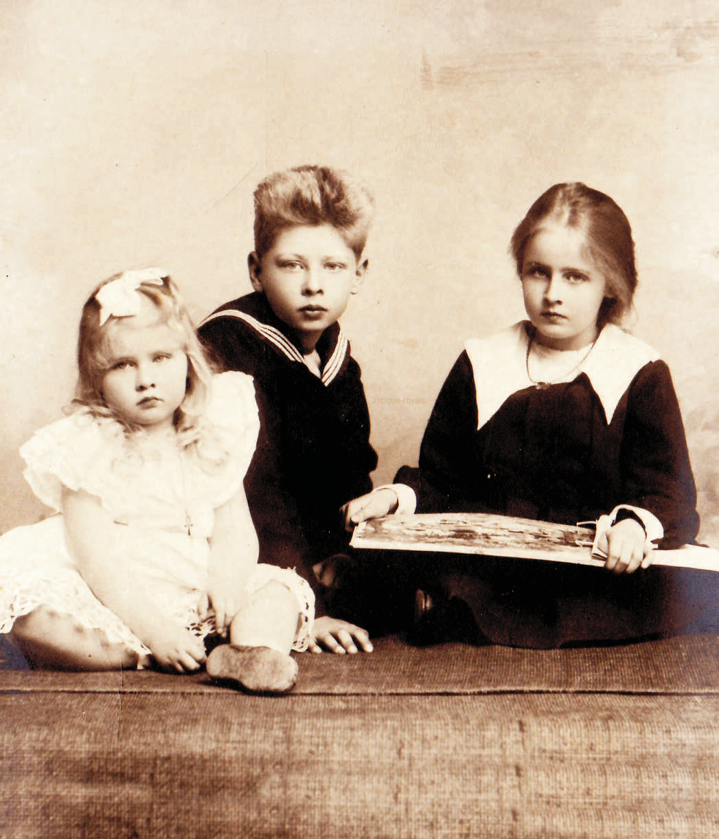 Princesses Maria and Elisabeth with Prince Carol of Romania