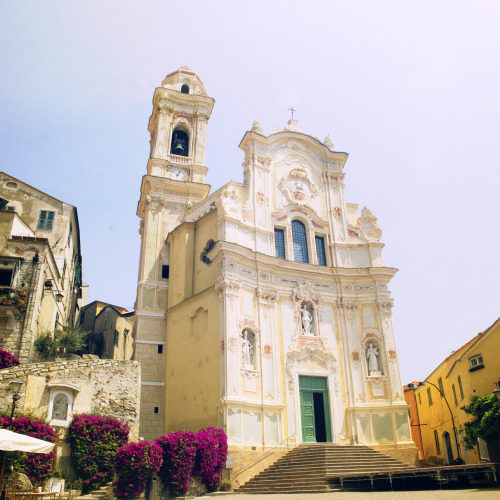 mostlyitaly:

The Church of St. John the Baptist in Cervo (Liguria, Italy) by Alexandra


