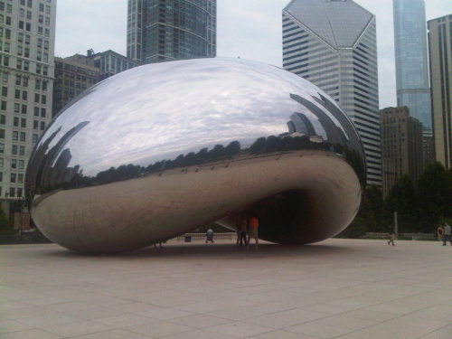 The Bean (Cloud Gate) at Millenium Park, installed in 2004. Much better use of the parklands thab in the 1980s when I lived in this city (Chicago, Thursday) 20100715&#160;0930
