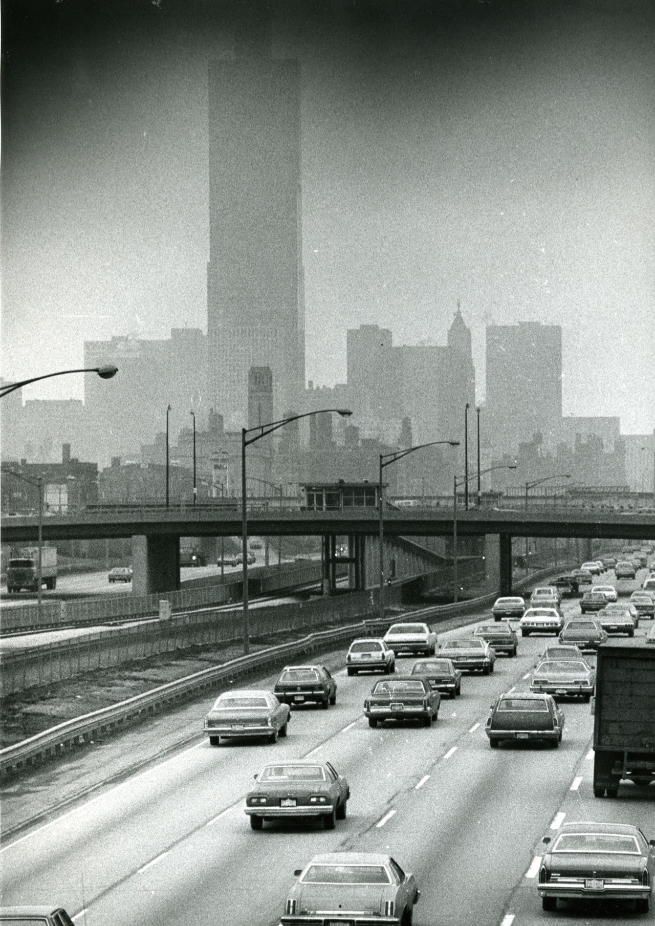 What Did Sears Tower Look Like  in 1975 