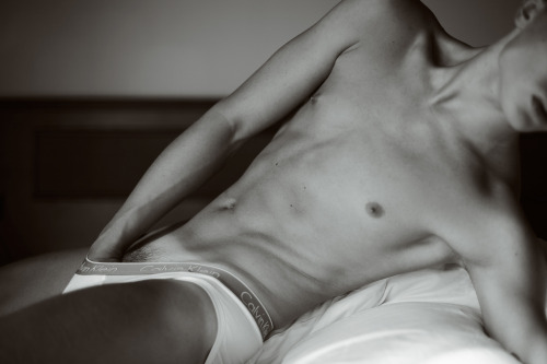 shirtlessboys: by Frenky_photo 