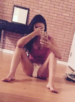 gypsybabybutt:  Being a shy baby. I would love it if someone could ask me some questions! 