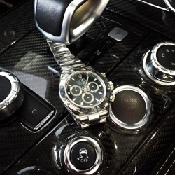the-englishmanabroad:Speed kings! #rolex #daytona #mercedesbenz #sls ##carbonfibre #watches #mercedes #chronograph #watchporn