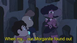 It’s interesting to me how they both put their hands on their face in a similar way when talking about being replaced.Also, how Rhodonite’s second set of arms are positioned reminds me a lot of how Pearl’s were when she was listening to Rose and