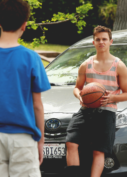 troyedaily:   THE FOSTERS – “Father’s Day” – The Adams Foster family celebrates Father’s Day in an all-new episode of “The Fosters,” airing Monday, June 15, 2015 at 8:00PM ET/PT on ABC Family. 