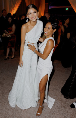 jehovahhthickness:  scorpiophobia:  dayaholics:  Zendaya and Jada Pinkett Smith attend The Diamond Ball II with D'USSE and Armand de Brignac at The Barker Hanger on December 10, 2015 in Santa Monica, California.   Is Jada that short or do zendaya got