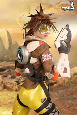 sexycosplaygirlswtf:  Tracer cosplay from Overwatch   Follow us… Get hottest cosplays and sexy cosplay girls @ sexycosplaygirlswtf.tumblr.com … OMG These girls are h@wt in costume. 