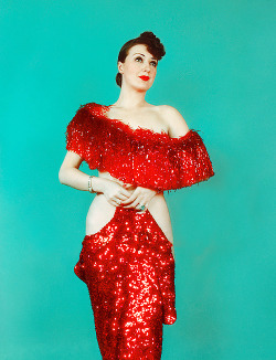 vintagegal:  Burlesque dancer Gypsy Rose Lee c. 1937 