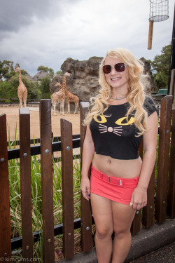 Can you spot my piercings? Oh, and there are some giraffes =)