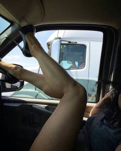 lookhotgirls:  @Regrann from @shoe_junky_xo  -  Thumbs Up from the truckers on our way to Detroit Rock City 🤘🏼#keepontruckin #truckerapproved #bigrig #18wheeler #roadtrip #detroitrockcity #motorcity #louboutin #louboutins #louboutinheels #louboutinworld