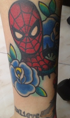 rapisaurio:  Spider-Man + Dinosaurs by Kike from Arkham Tattoo, Bogotá - Colombia.Cat by Jhon Rodríguez, Bogotá - Colombia. 