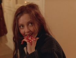 fashion-and-film:Ginger Snaps (2000)